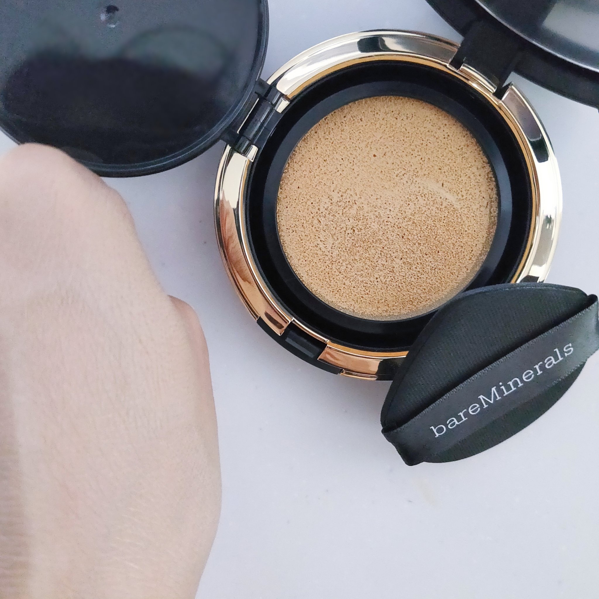 オリジナル ピュア セラム カバーアップ クッション/bareMinerals/クッションファンデーションを使ったクチコミ（3枚目）