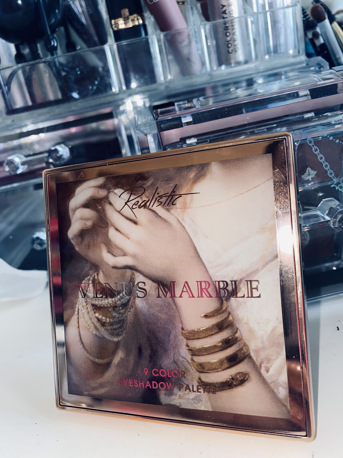 VenusMarble 9色アイシャドウパレット Realistic(リアリスティック）/Venus Marble/アイシャドウパレットを使ったクチコミ（2枚目）