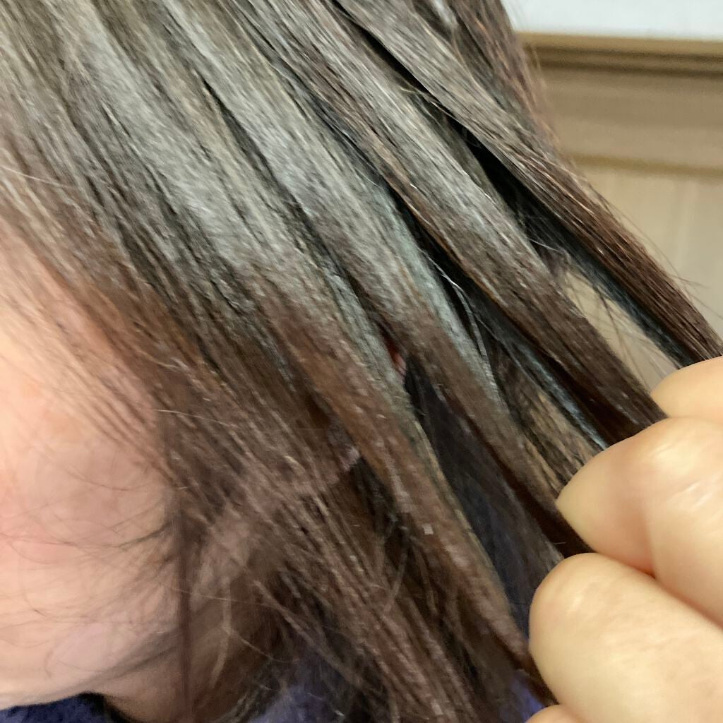 ミスクレオ on LIPS 「COHARUスタイリングオイルは濡れたようなツヤと毛束感でこな..」(4枚目)