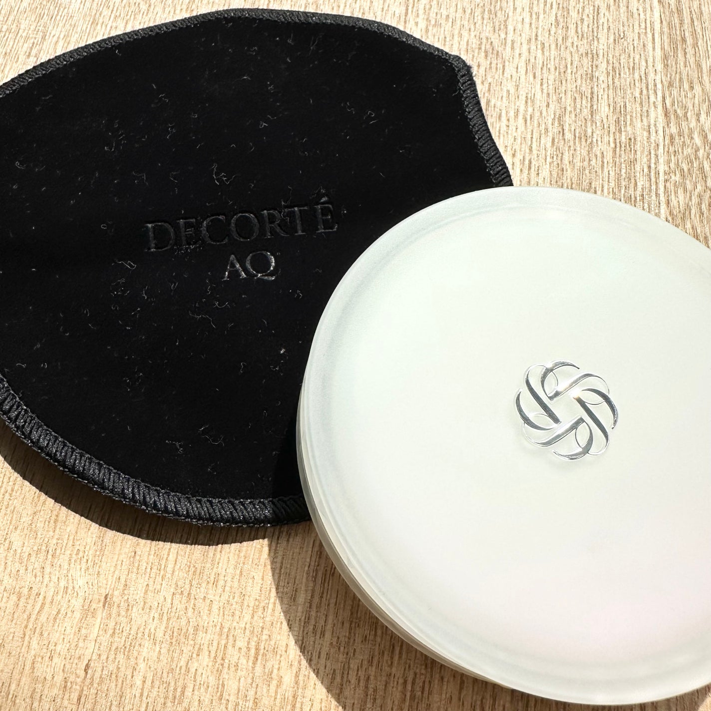 AQ オーラ リフレクター/DECORTÉ/プレストパウダーを使ったクチコミ(2枚目)