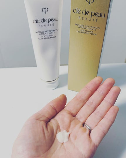 クレ・ド・ポー ボーテ ムースネトワイアントA nのクチコミ「ムースネトワイアントA n
今まで使っていた洗顔フォームがなくなるタイミングで、サンプルは何.....」(2枚目)