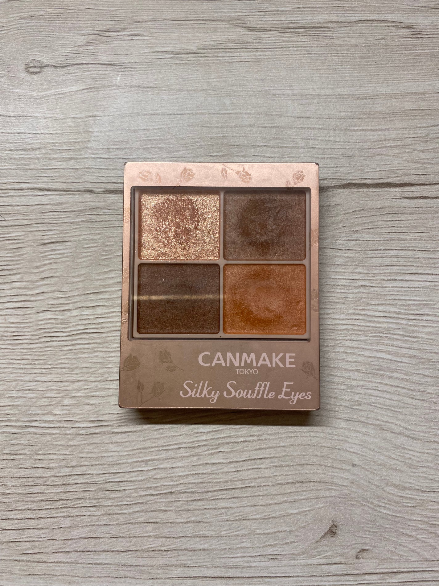 シルキースフレアイズ(マットタイプ)/キャンメイク/アイシャドウパレットを使ったクチコミ(1枚目)