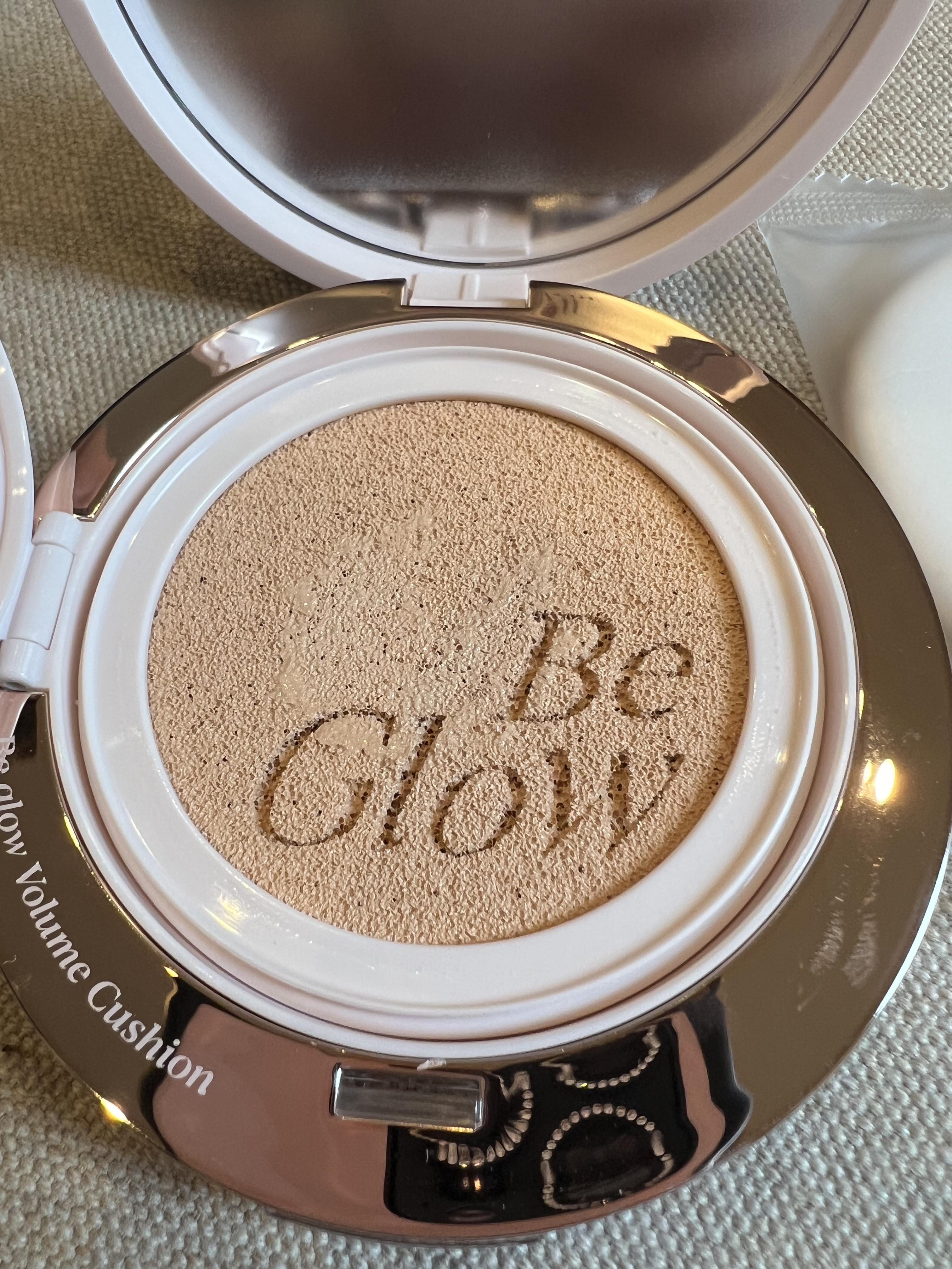 エスポア ビーグロー ボリュームクッション 22 ペタル/espoir/クッションファンデーションを使ったクチコミ（3枚目）