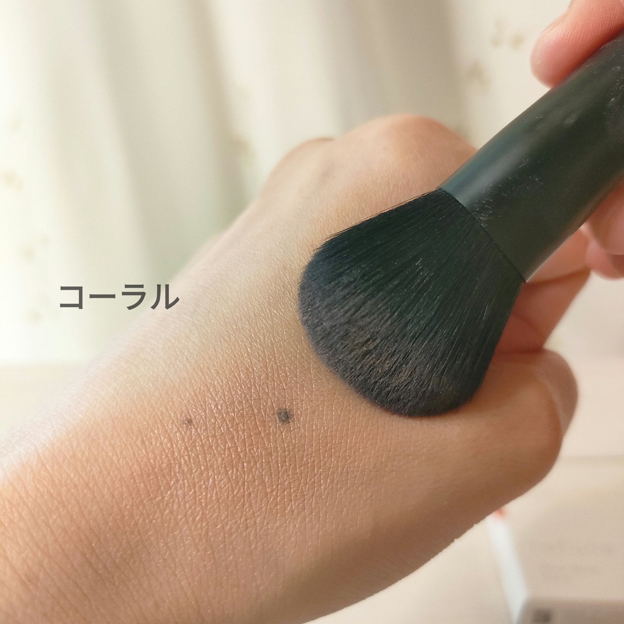 シアーブラッシュ /rafuna/パウダーチークを使ったクチコミ（3枚目）