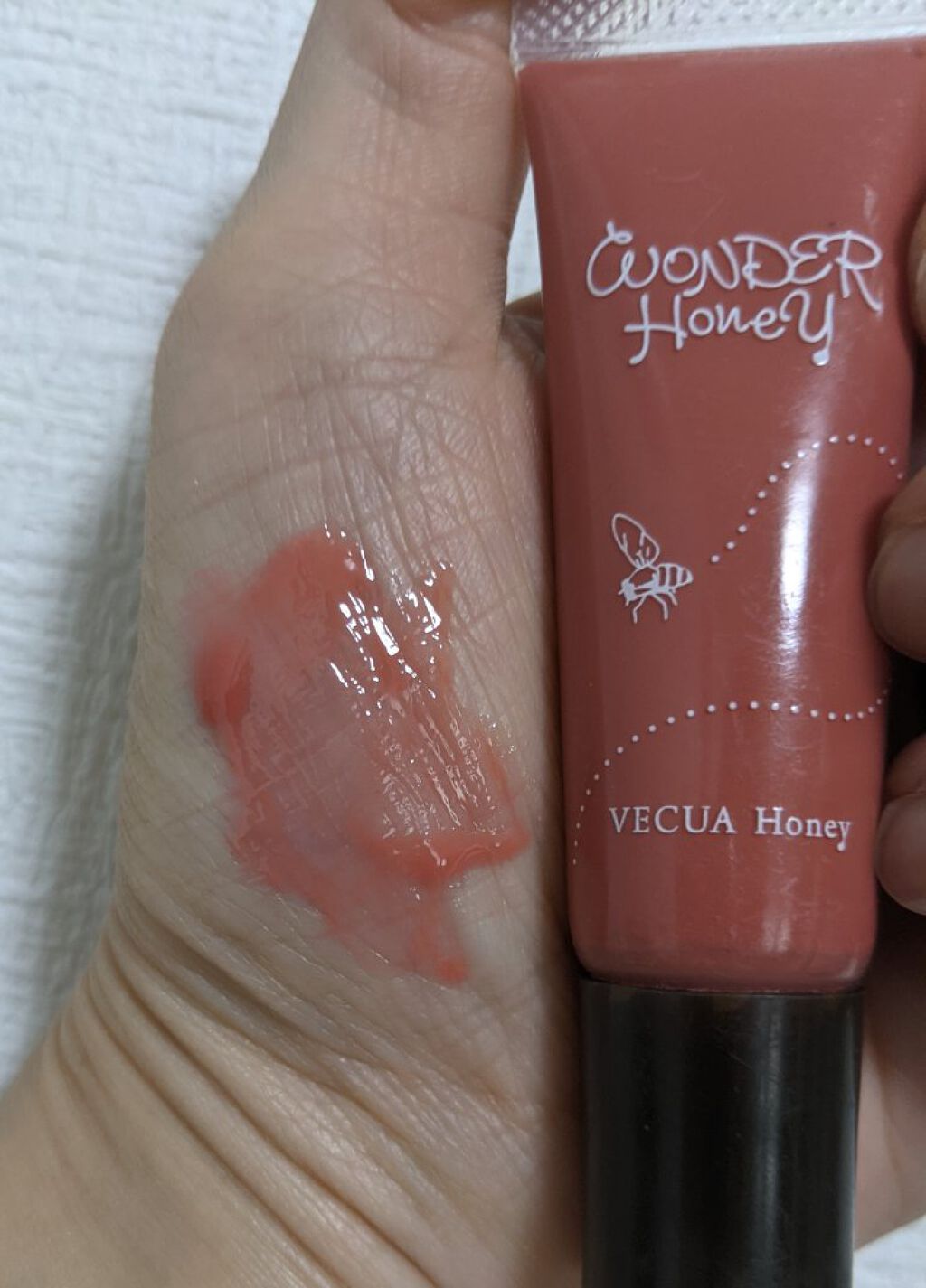 ワンダーハニー 彩り果実のリップネクター/VECUA Honey/リップグロスを使ったクチコミ（1枚目）