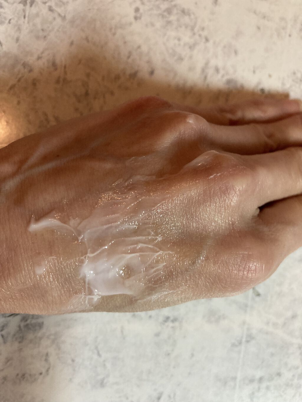 モイスチュア ハンドクリーム/カルテHD/ハンドクリームを使ったクチコミ（3枚目）