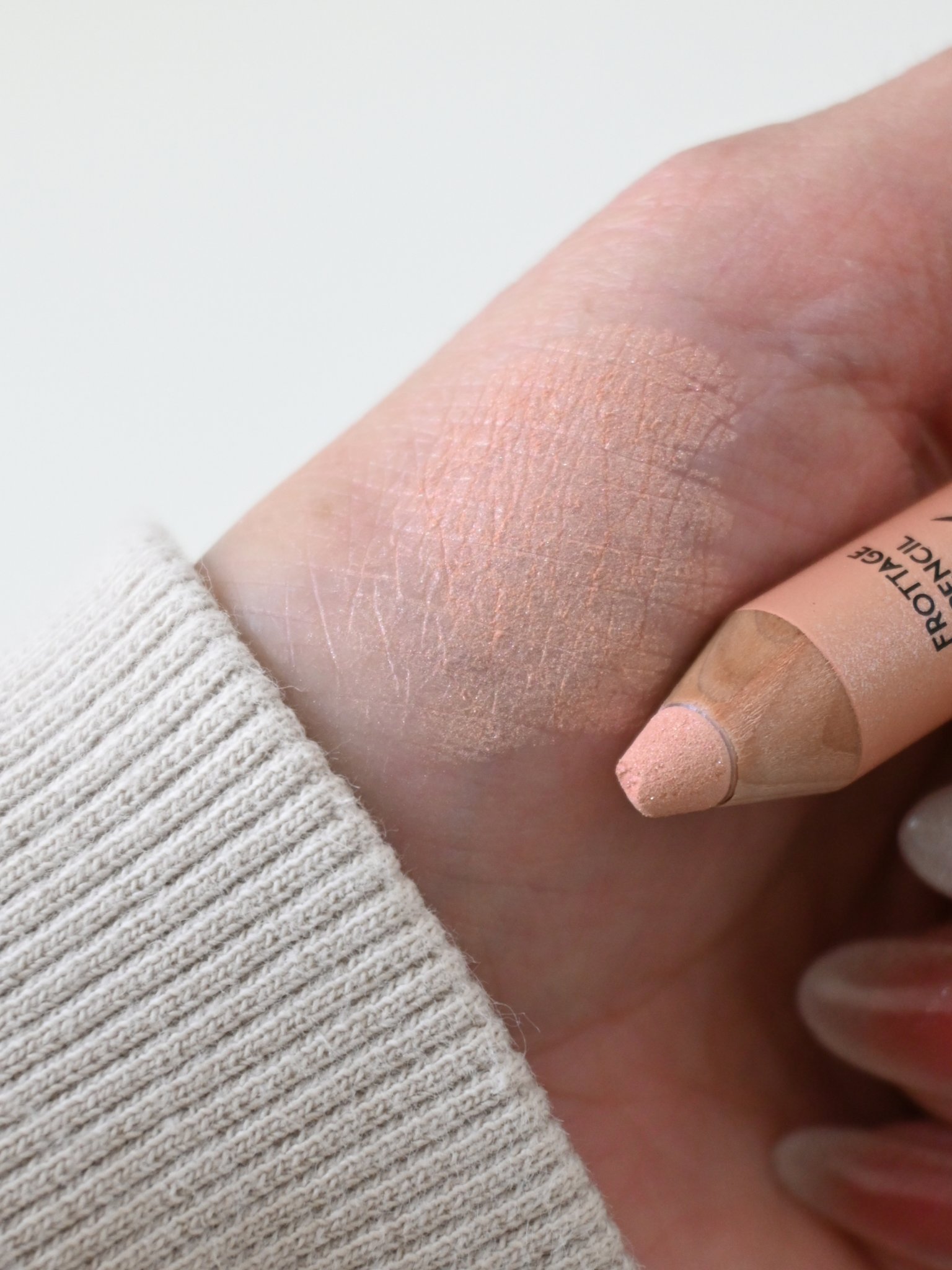 アートクラス フロッタージュペンシル/too cool for school/スティックアイシャドウを使ったクチコミ（3枚目）