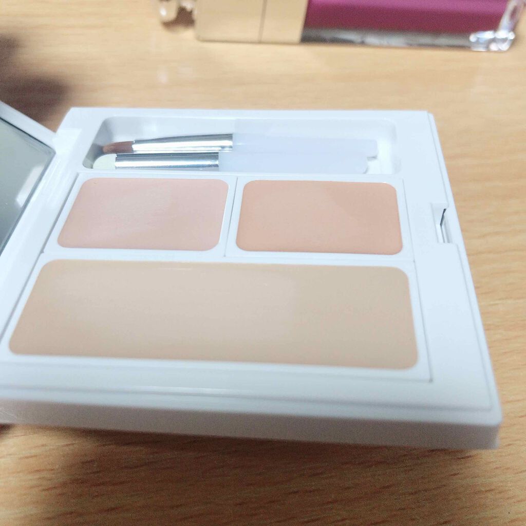 ナチュラルホワイトニングコンシーラー SPF32 PA++/MiMC/パレットコンシーラーを使ったクチコミ(3枚目)