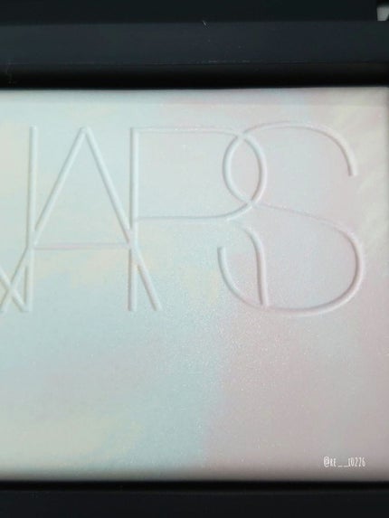 ライトリフレクティング プリズマティックパウダー/NARS/プレストパウダーを使ったクチコミ(3枚目)