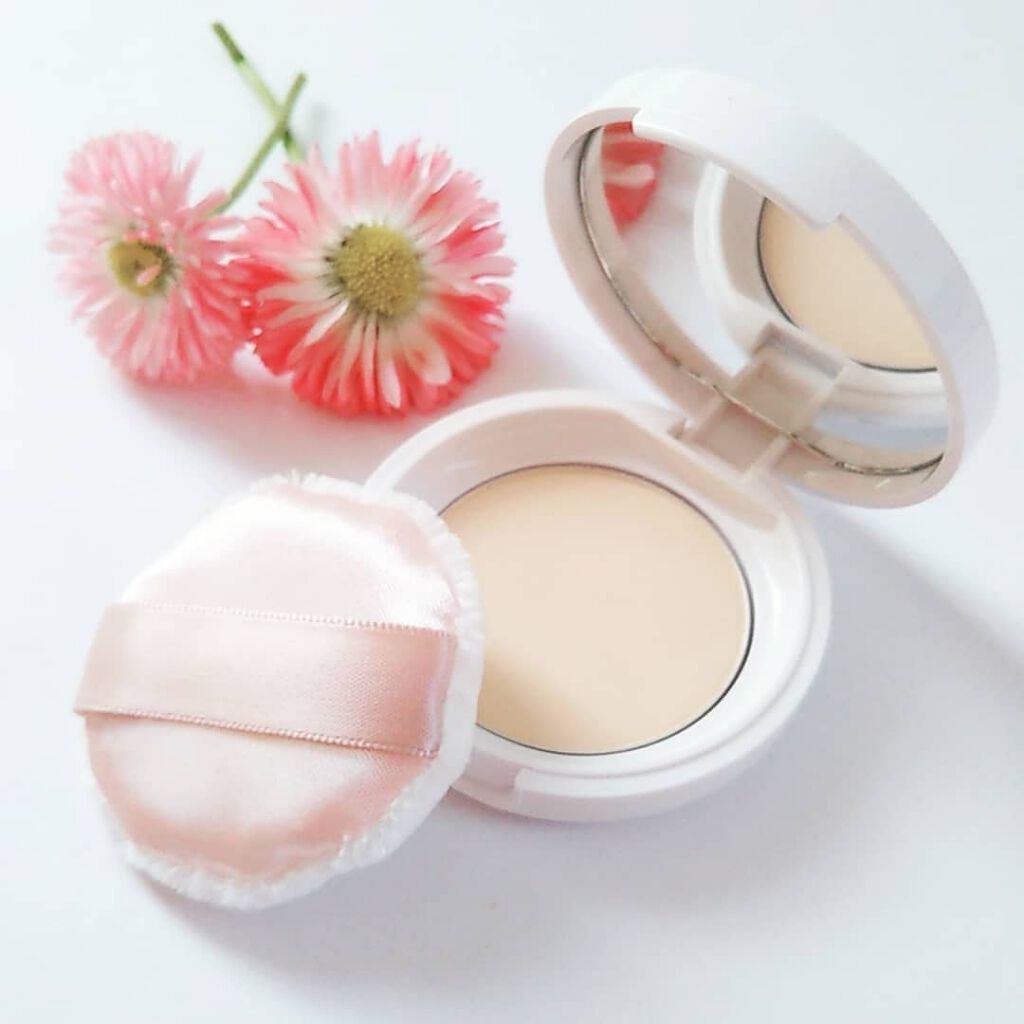 ポイントマジックPRO プレストパウダー UVのクチコミ「毛穴カバーでさらさら肌♡
.
.
#黒龍堂
『ポイントマジックテープPRO プレストパウダーC.....」（2枚目）