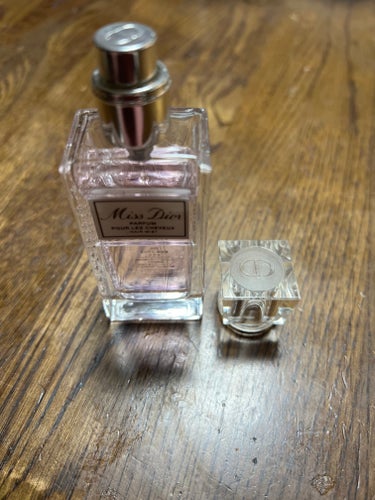 Dior ミス ディオール ヘア ミストのクチコミ「Dior

ミス ディオール ヘア ミスト
30ml   ¥5,940  フランス製🇫🇷

D.....」（1枚目）