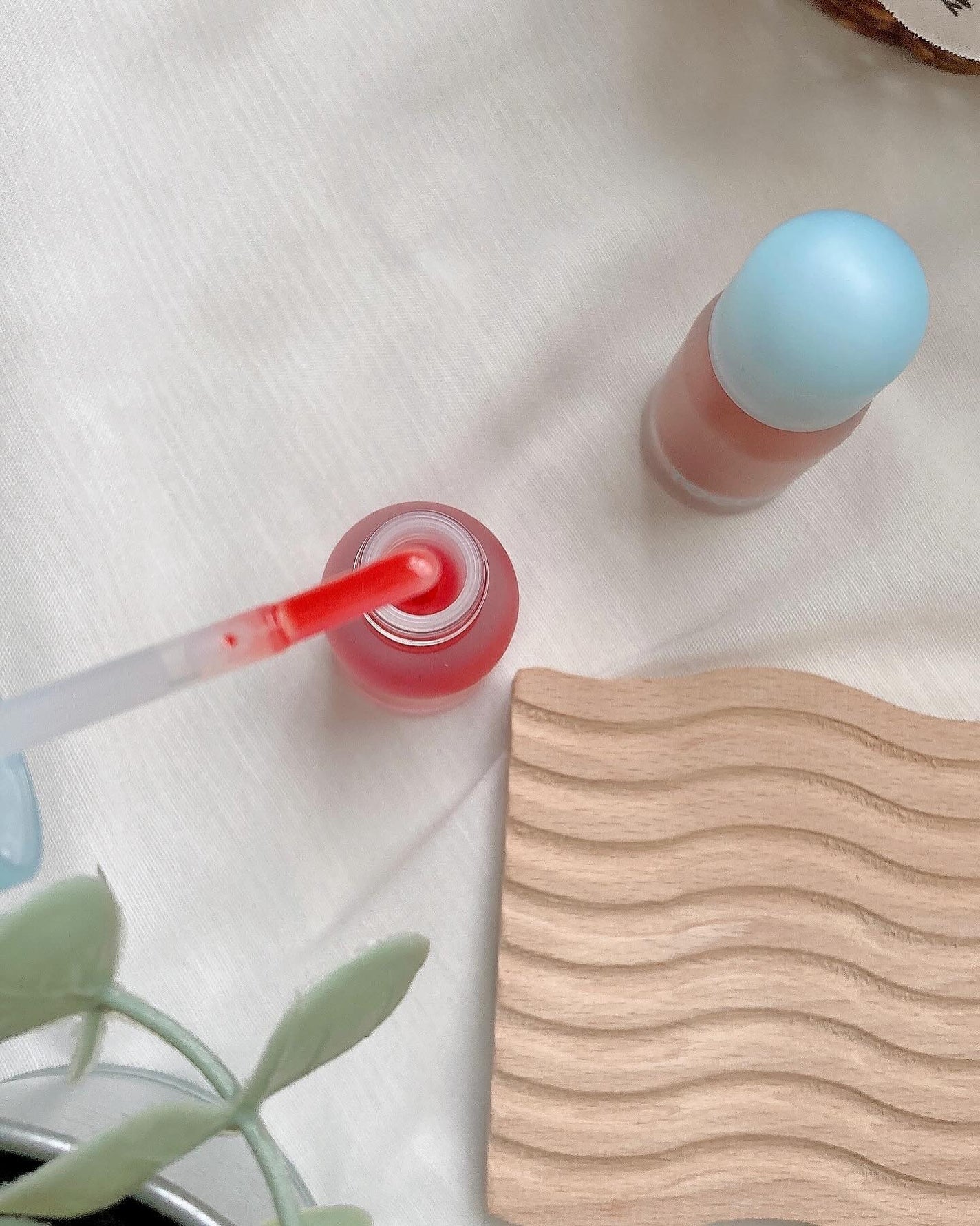 megu on LIPS 「⚮̈⚮̈⚮̈ダブルプランピングでよりふっくらと輝くベリーシロッ..」(4枚目)