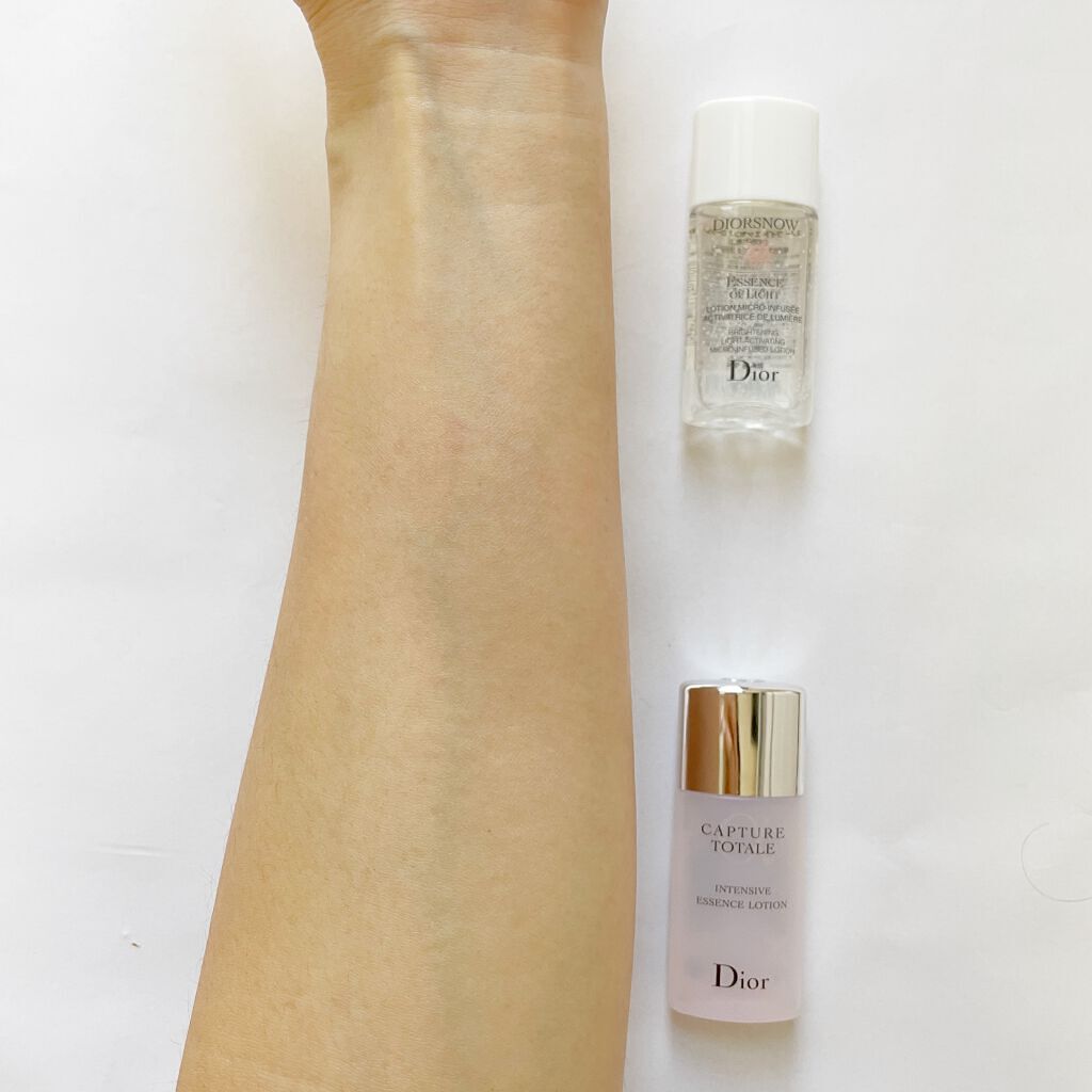 DIOR ESSENCE OF LIGHT 化粧水&洗顔料2点セット Dior ディオールスノー