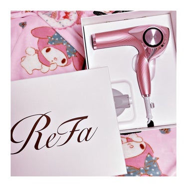 ReFa BEAUTECH DRYER PRO　Pink　クリスマスプレゼントでサンタさんから貰いました🎅💗


今までPanasonicのナノケアのドライヤーを使っていたのですが、そちらじゃ朝になると