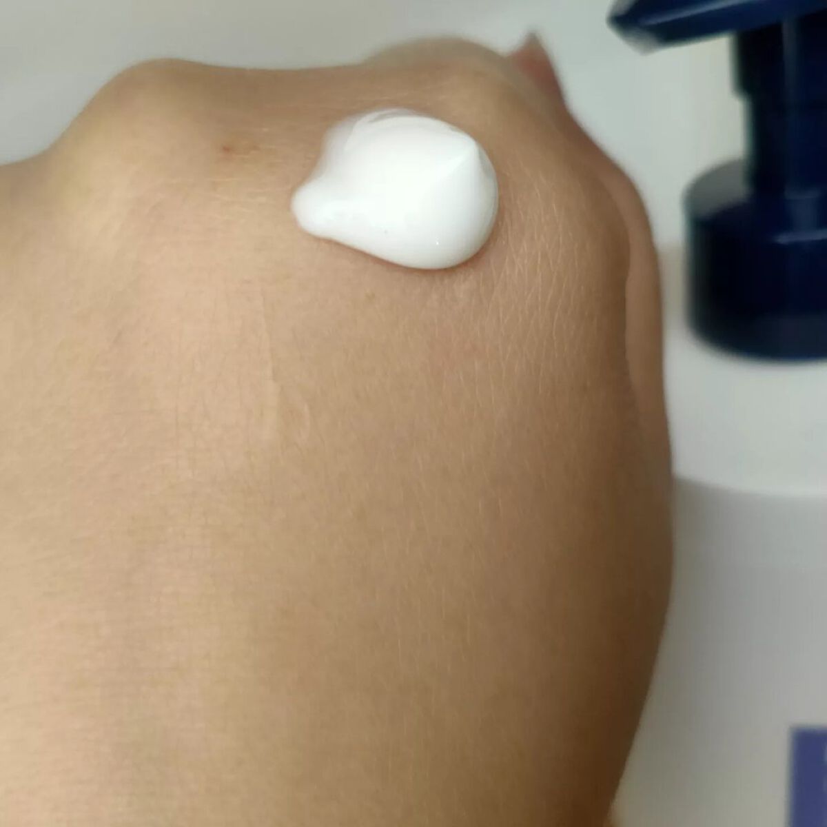 ディープリーエンリッチド ボディローション フローラルラベンダーの香り/ヴァセリン/ボディローションを使ったクチコミ（3枚目）