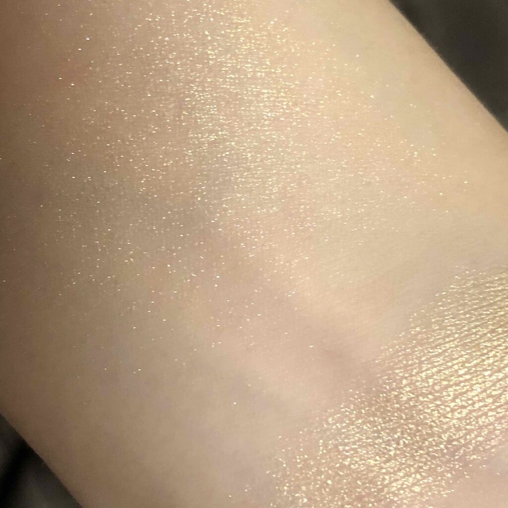 AnFeng on LIPS 「MAC3色ハイライトアメリカのMAC公式サイトで買った✨FA肌..」(3枚目)