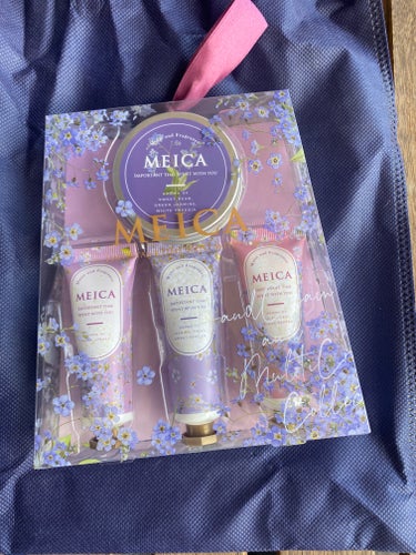 MEICA ハンドクリーム＆マルチクリームのクチコミ「🎁✨THE BODY SHOP  ミニボディケアギフト SB


#あこ ちゃんにいただきまし.....」（2枚目）