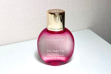 
CLARINS フィックス メイクアップ、 ２回目購入しました〜ಠ_ಠ


使い心地は色々試したフィクサーの中で一番ミスドが細かいです〜ಠ_ಠ


香りはバラの茎とかっぽい植物の香りです〜ಠ_ಠ


