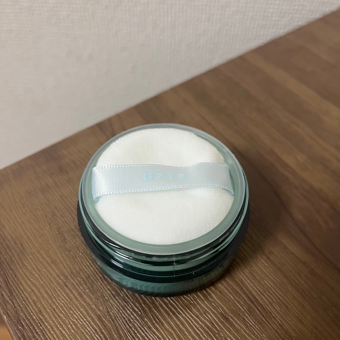 ミネラルルースパウダー/aZTK/ルースパウダーを使ったクチコミ(2枚目)