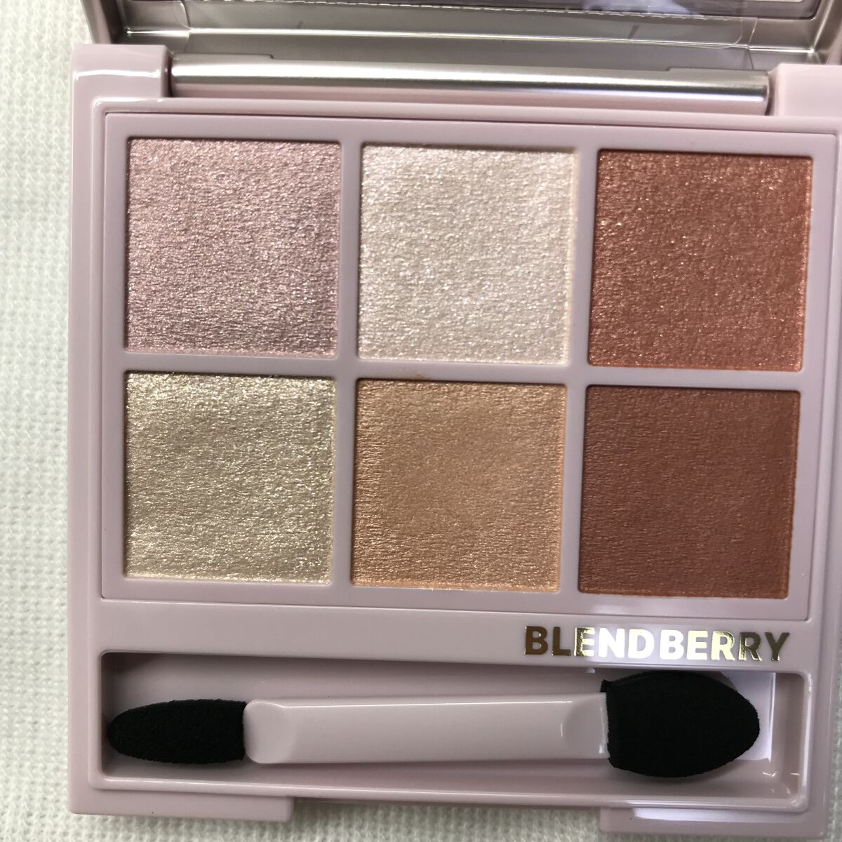 オーラクリエイション/BLEND BERRY/アイシャドウパレットを使ったクチコミ（2枚目）