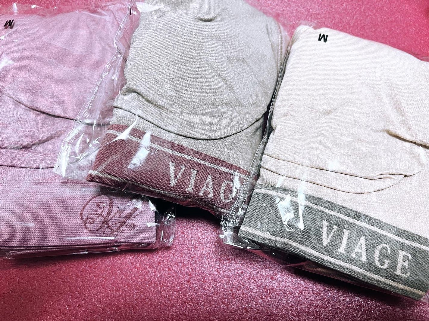 ayayan_yan on LIPS 「VIAGEナイトブラ🌟毎日使うもの、肌に触れるもの、だからこそ..」(1枚目)