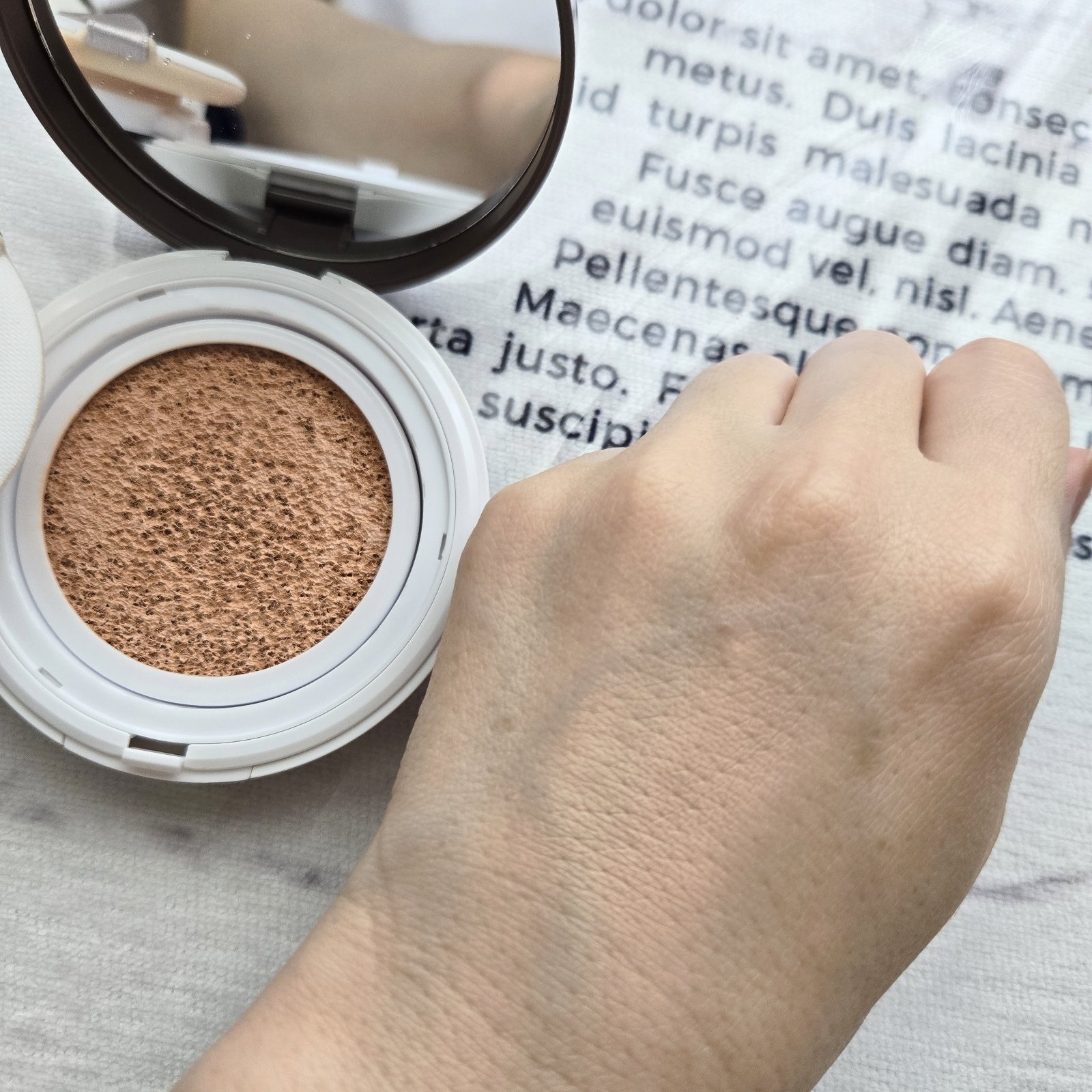 グロウ＆カバークッションファンデーション ピンクナチュラル/パーフェクトワン/クッションファンデーションを使ったクチコミ（1枚目）