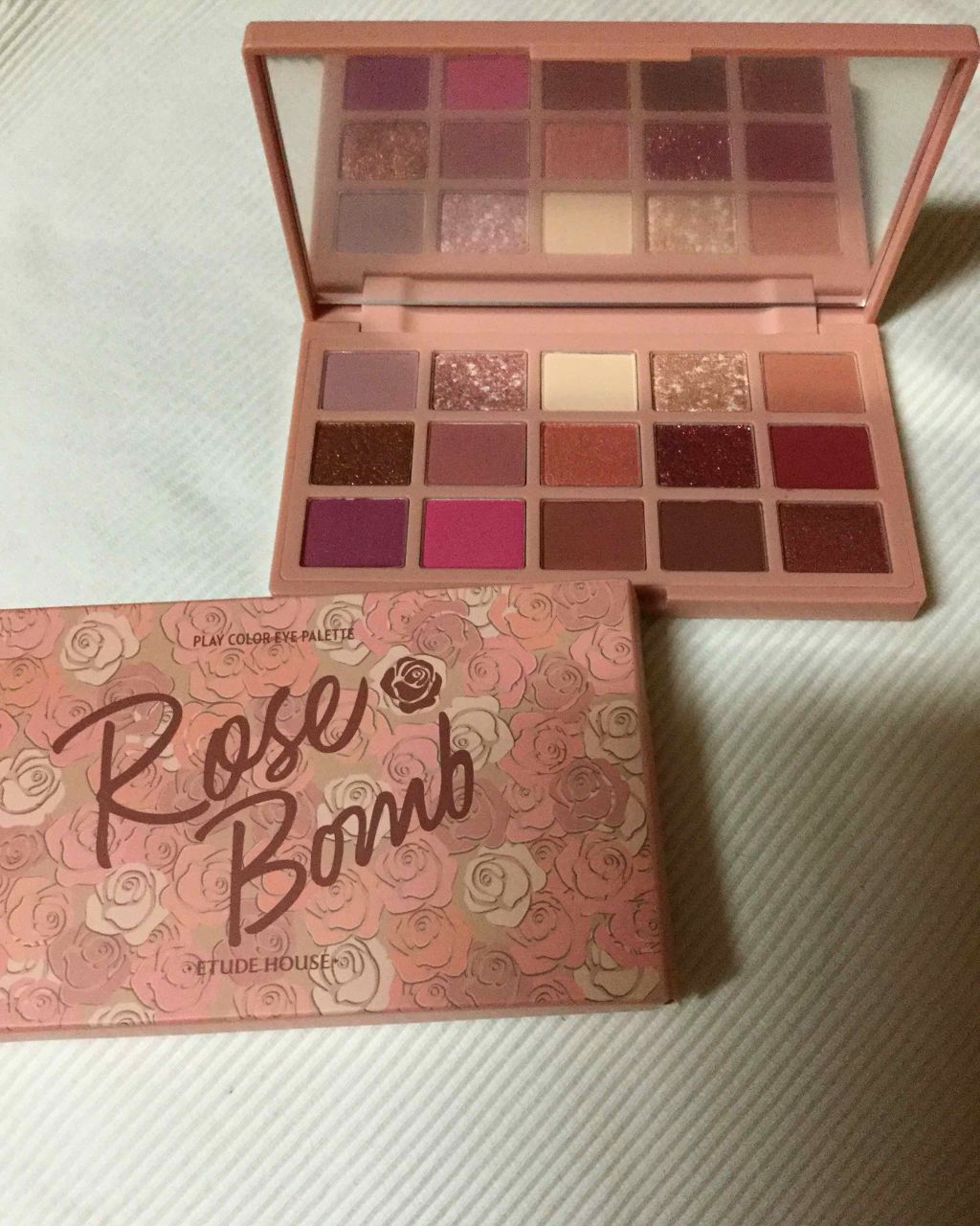 プレイカラーアイパレット トレンチコートショールーム/ETUDE/アイシャドウパレットを使ったクチコミ（1枚目）