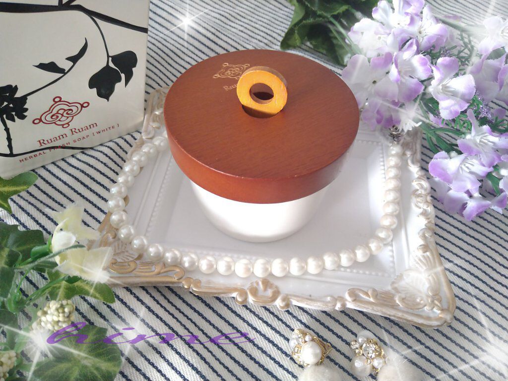 Ruam Ruam 生せっけん ポット [ホワイト] オリジナルのクチコミ「ルアンルアン 生せっけん ポット 《ホワイト》

90g  (泡立てネット付)



ルアンル.....」（1枚目）