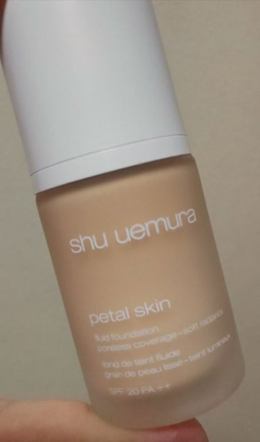 ペタルスキン フルイド ファンデーション/shu uemura/リキッドファンデーションを使ったクチコミ（1枚目）