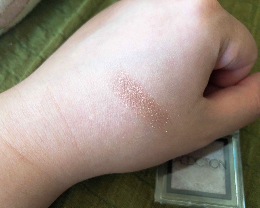 アディクション ザ アイシャドウ 68 Nostalgia (P) /ADDICTION/単色アイシャドウを使ったクチコミ（3枚目）