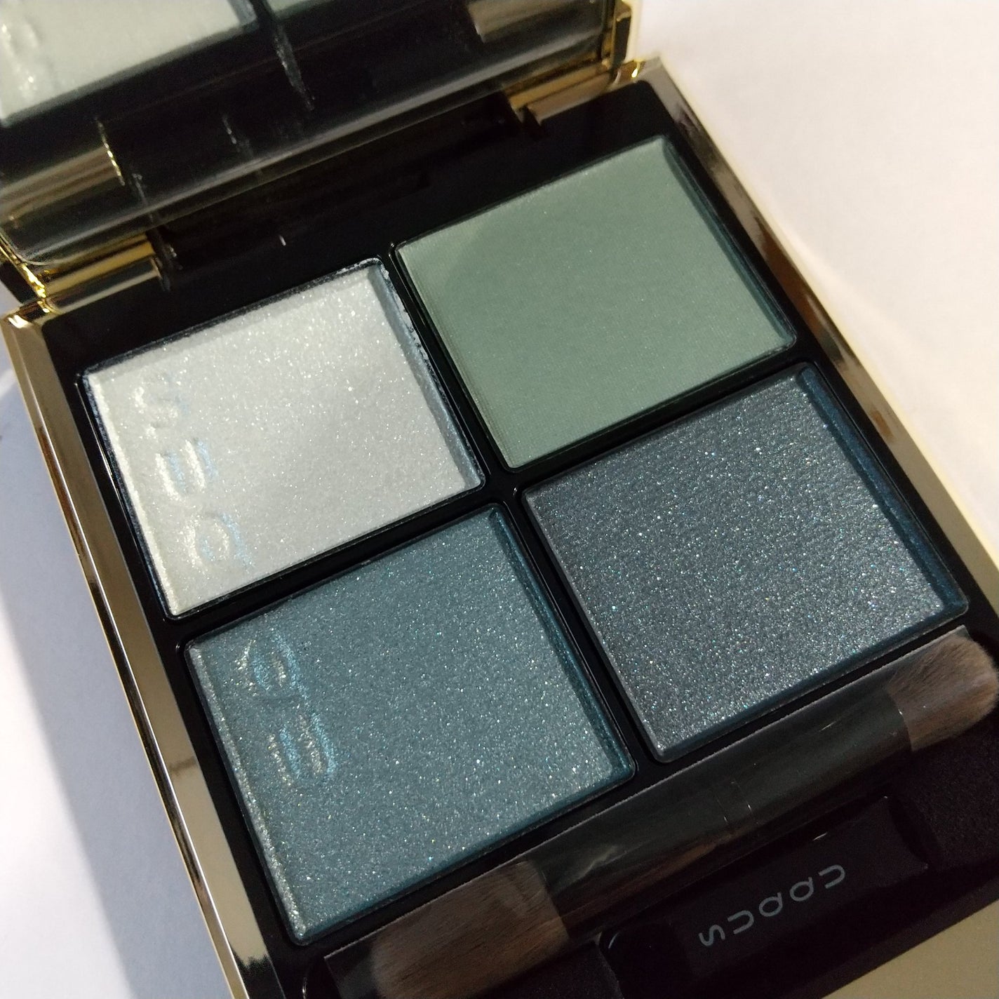 シグニチャー カラー アイズ/SUQQU/アイシャドウパレットを使ったクチコミ(2枚目)