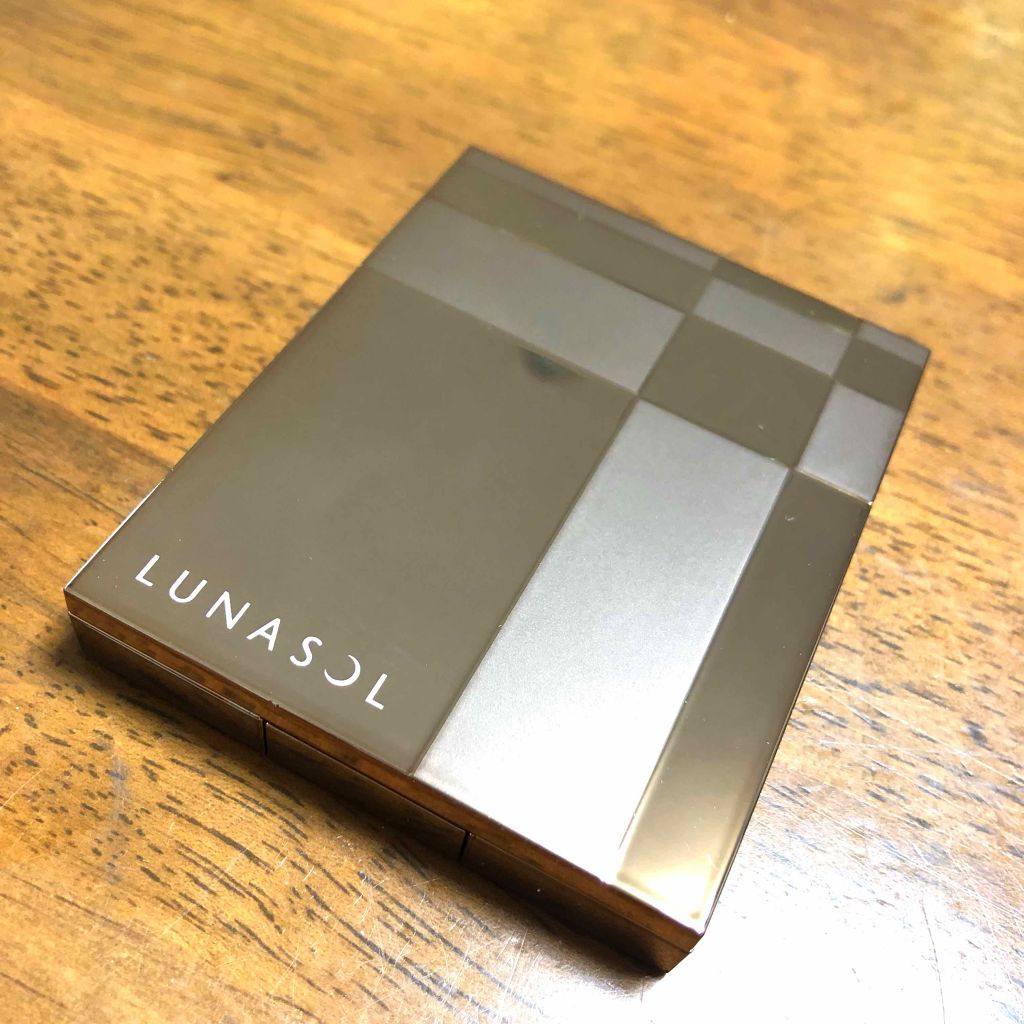 スキンモデリングアイズ/LUNASOL/アイシャドウパレットを使ったクチコミ（2枚目）