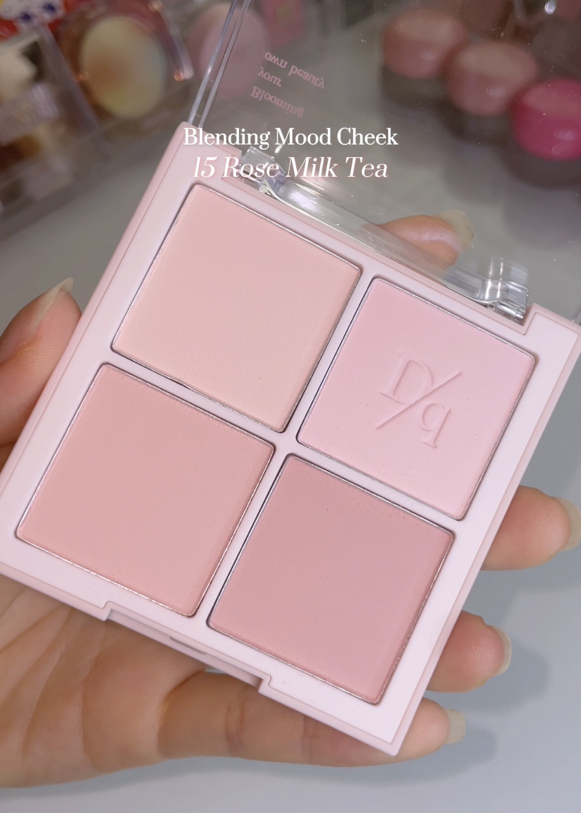 ブレンディングムードチーク/dasique/パウダーチークを使ったクチコミ（2枚目）