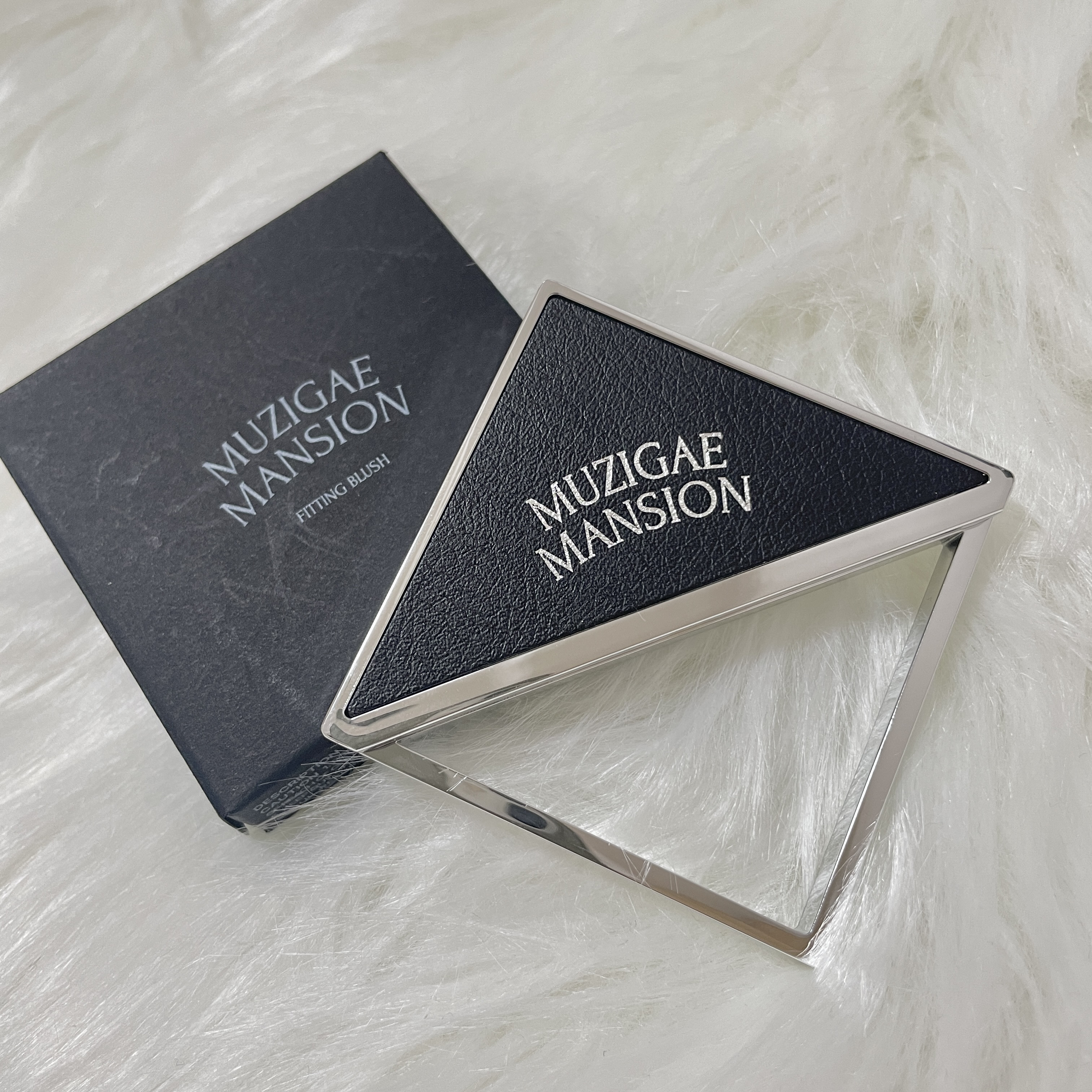 フィッティングブラッシュ 02 KINDA/MUZIGAE MANSION/パウダーチークを使ったクチコミ（3枚目）