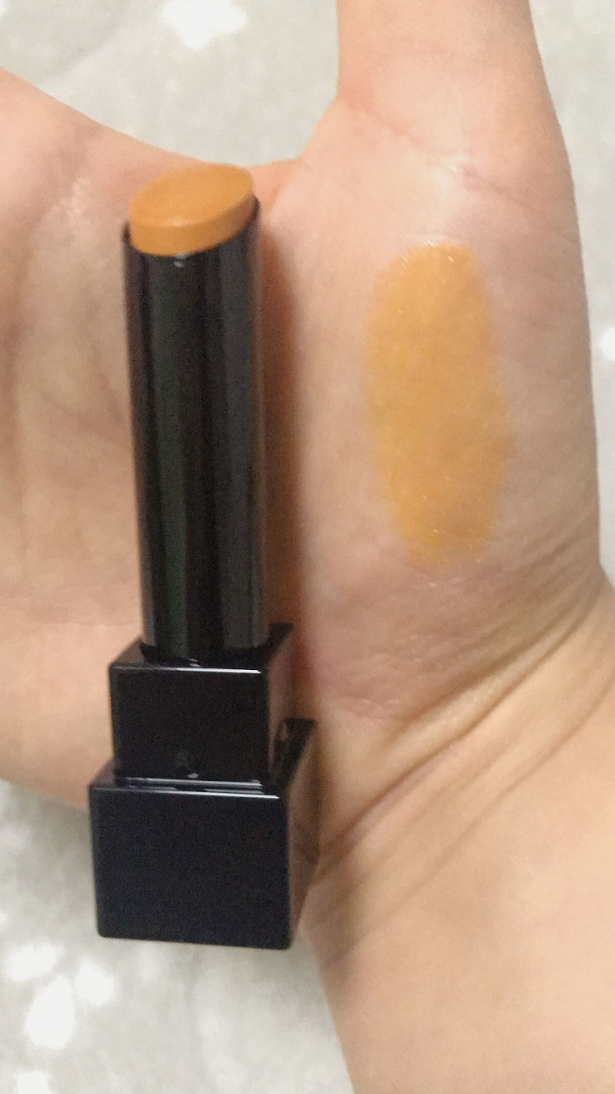 リップカラーコントロールベース  EX-1 忍ばせイエロー/KATE/リップクリームを使ったクチコミ（3枚目）