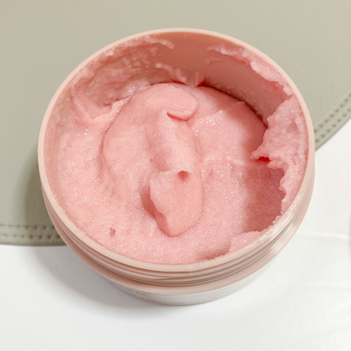 Q+Me スウィート ボム タラソ スクラブ/AGARISM/バストケア・ヒップケアを使ったクチコミ（3枚目）