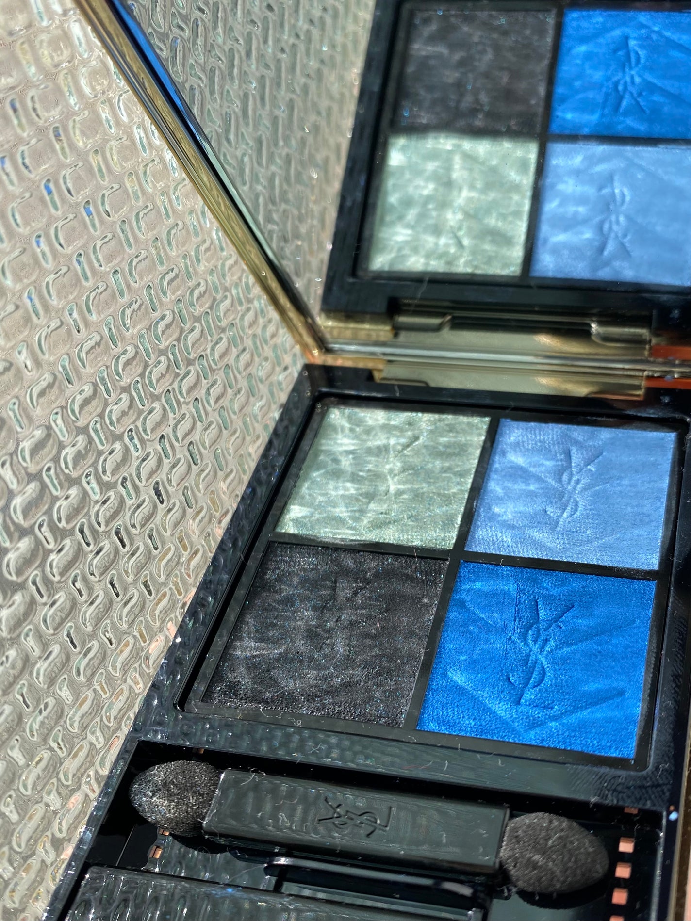 クチュール ミニ クラッチ/YVES SAINT LAURENT BEAUTE/アイシャドウパレットを使ったクチコミ(1枚目)