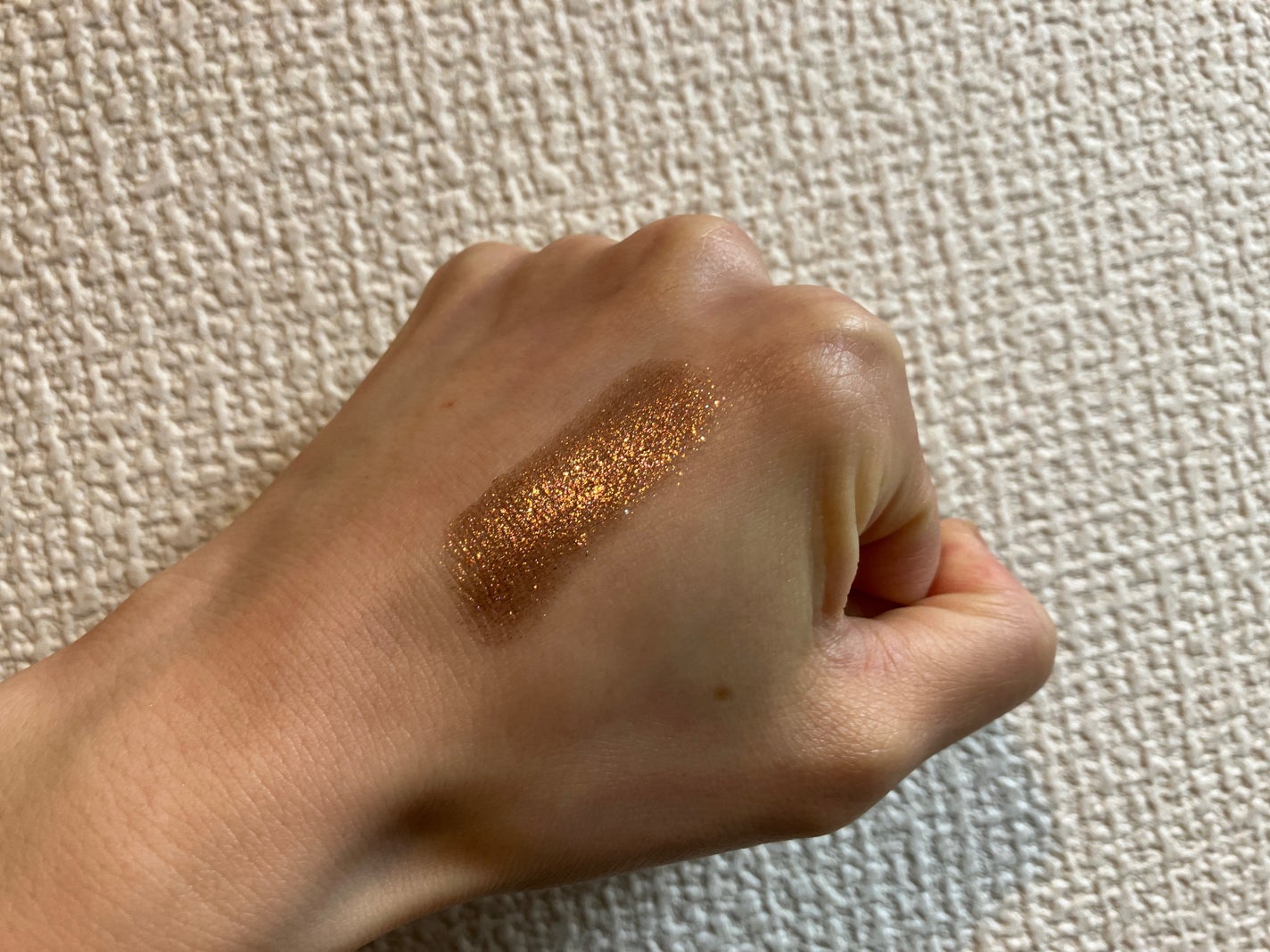 SEE- QUINS/MARC JACOBS/ジェル・クリームアイシャドウを使ったクチコミ(4枚目)