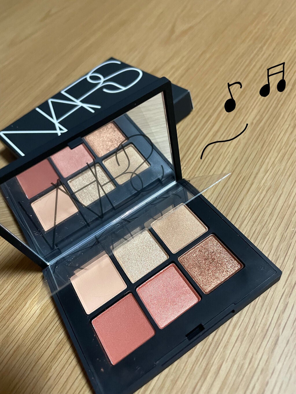 kaka・:*+. on LIPS 「お昼間寝ない娘👶授乳中に投稿🤱✔️🌈✨🌈✨🌈✨🌈✨🌈✨🌈✨🌈✨..」(3枚目)