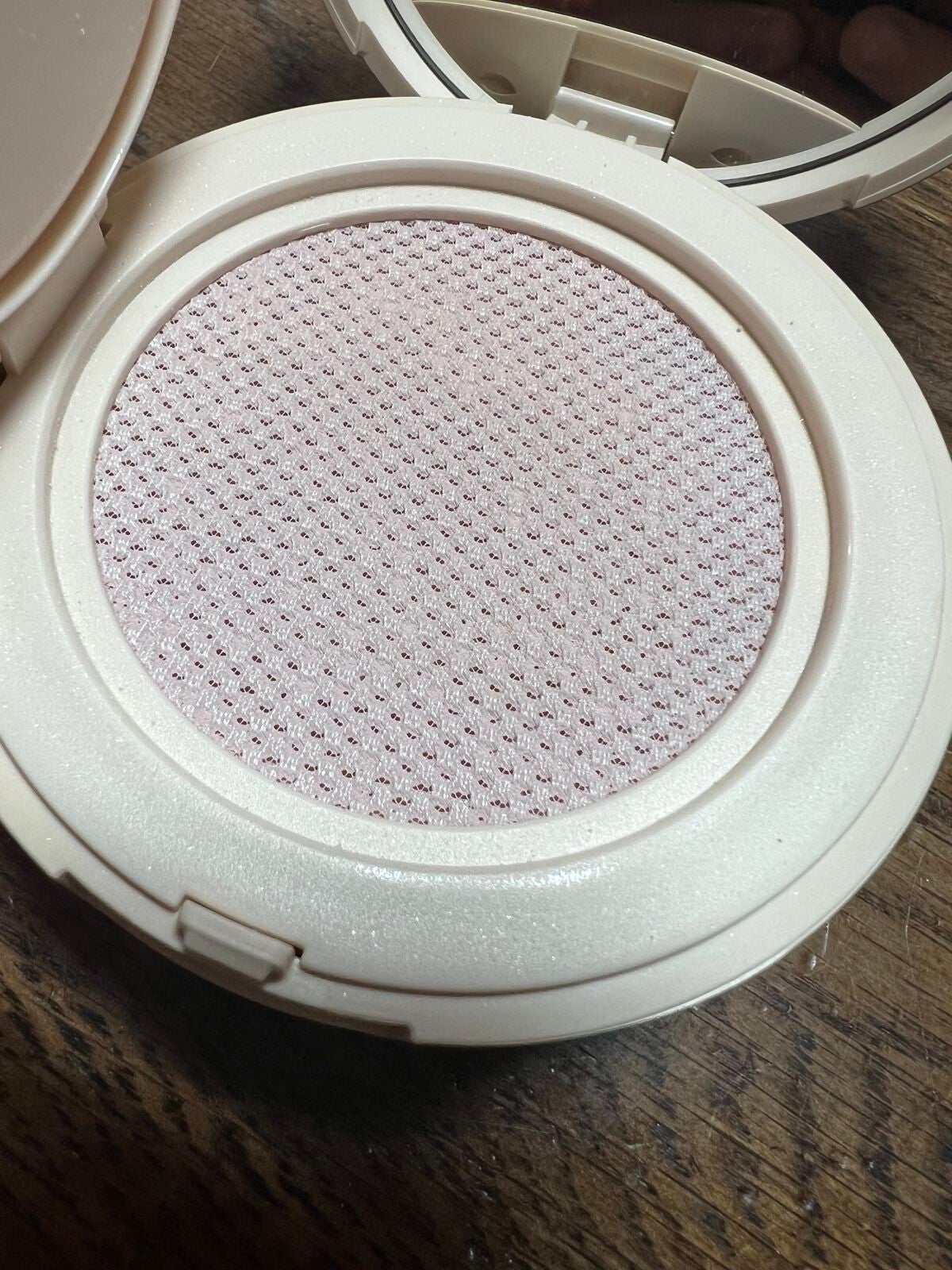 ディオールスキン フォーエヴァー クッション パウダー/Dior/ルースパウダーを使ったクチコミ(3枚目)