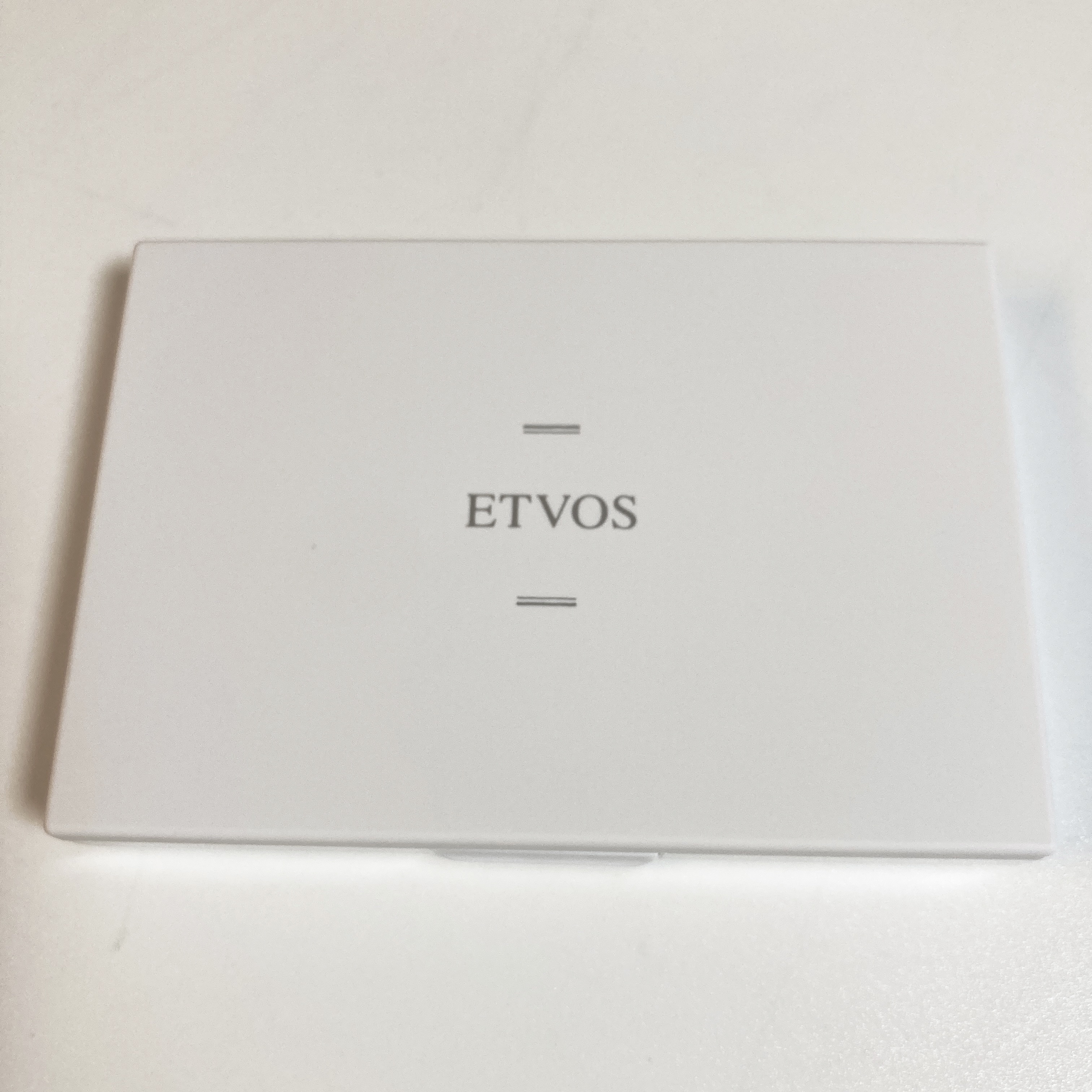 タイムレスフォギーミネラルファンデーション /エトヴォス/パウダーファンデーションを使ったクチコミ（2枚目）