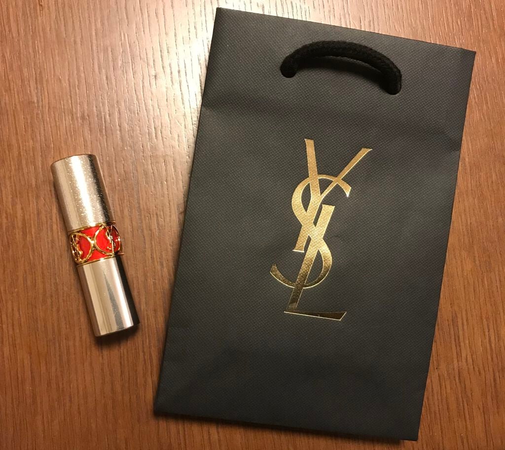 ルージュ ヴォリュプテ ロックシャイン/YVES SAINT LAURENT BEAUTE/口紅を使ったクチコミ(2枚目)