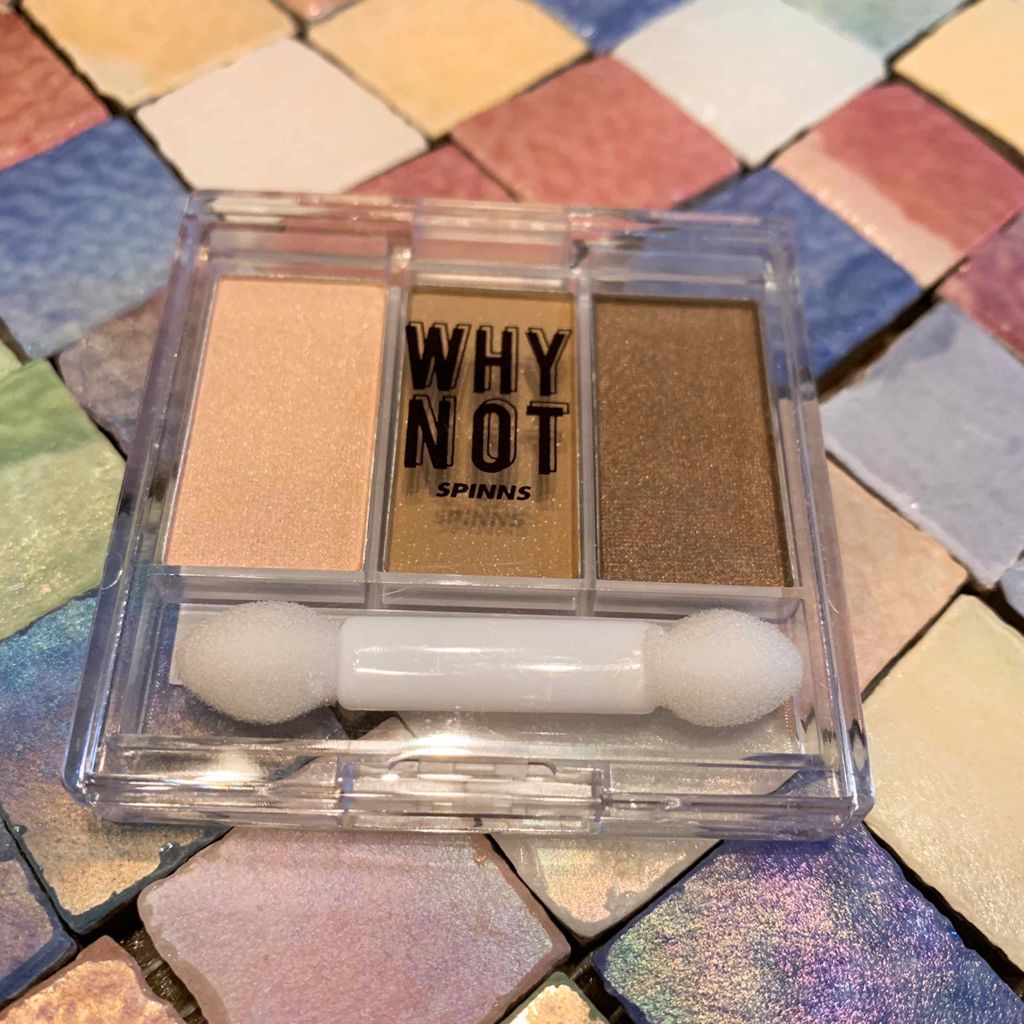 WHY NOT SPINNS 3色アイシャドウ シャンパンベージュ/DAISO/アイシャドウパレットを使ったクチコミ（1枚目）