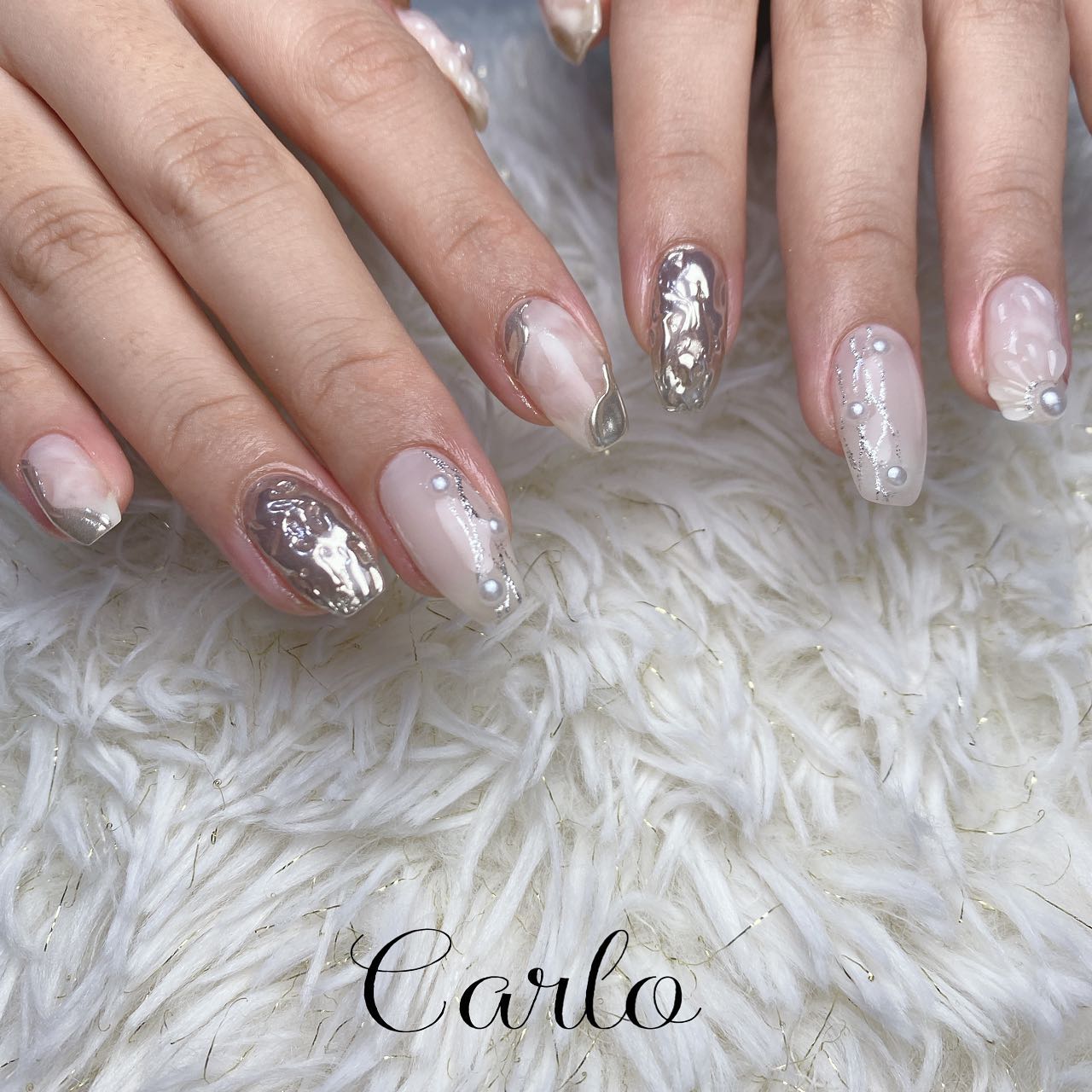 #ニュアンスネイル,#ぷっくりネイル,#フラワーネイル,#ミラーネイルのネイルデザイン