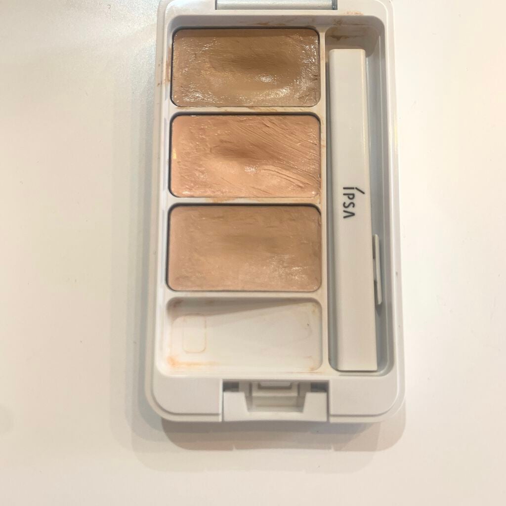 クリエイティブコンシーラーe/IPSA/パレットコンシーラーを使ったクチコミ(4枚目)