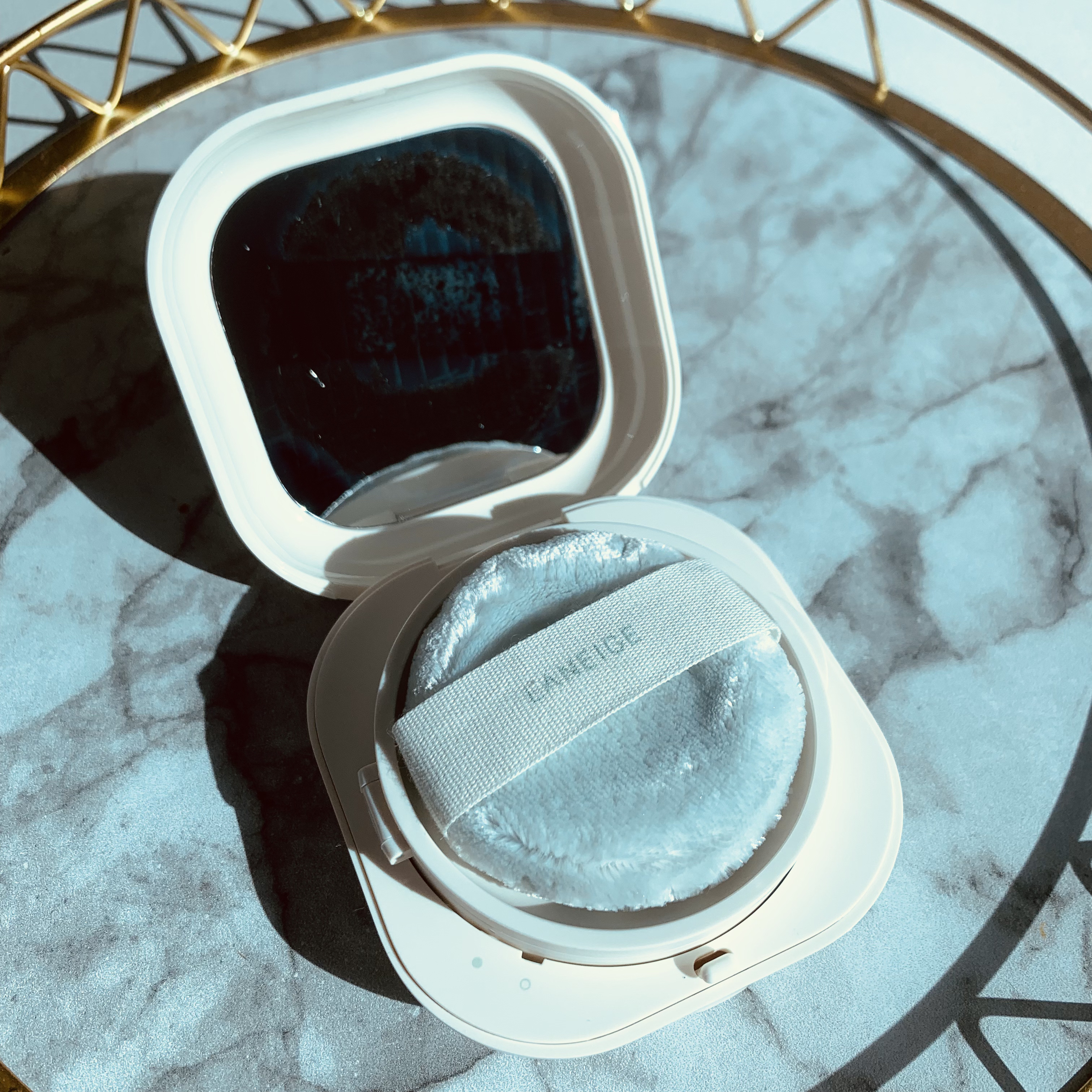 ネオ エッセンシャル フィニッシュパウダー/LANEIGE/ルースパウダーを使ったクチコミ（2枚目）