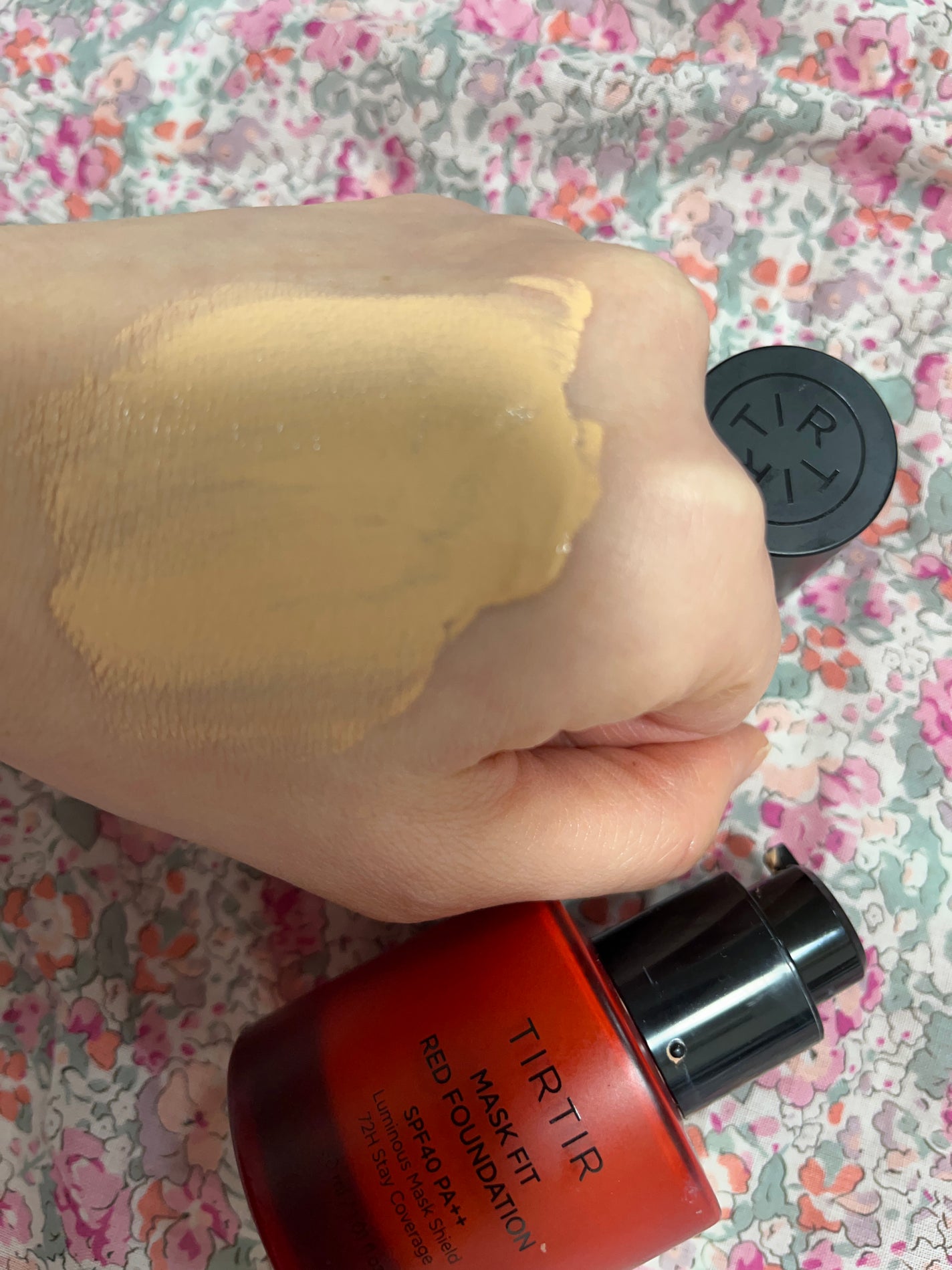 マスクフィットレッドファンデーション/TIRTIR(ティルティル)/リキッドファンデーションを使ったクチコミ(3枚目)