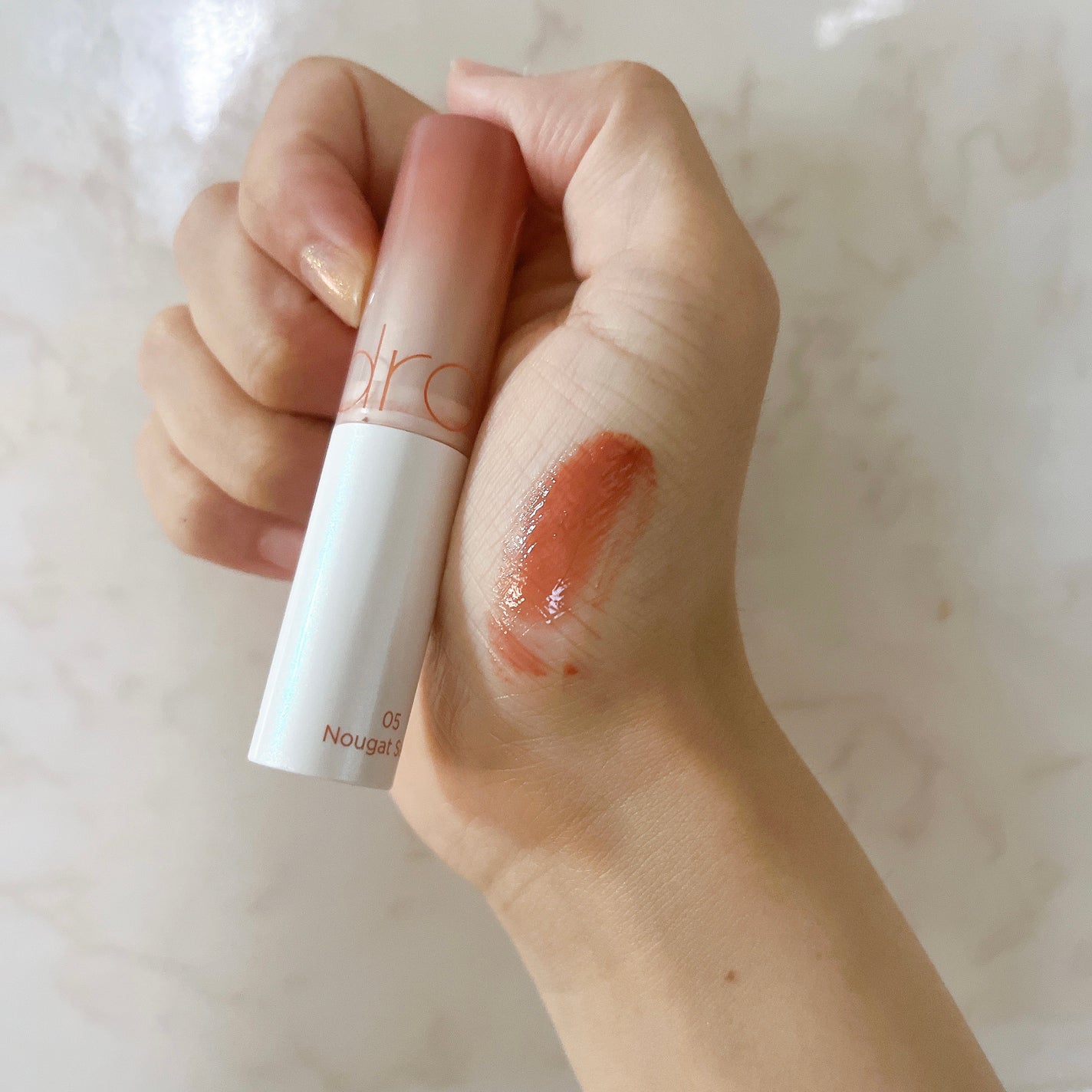 グラスティングメルティングバーム/rom&nd/リップバームを使ったクチコミ(2枚目)