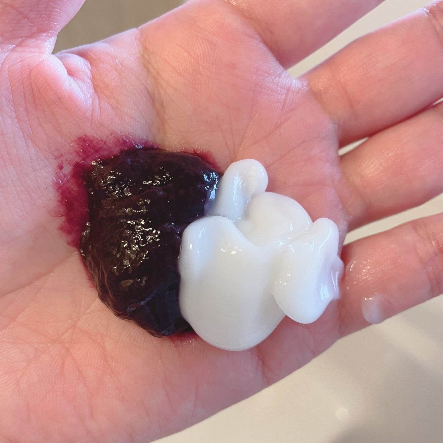 エブリ カラートリートメント/アンナドンナ/ヘアカラーを使ったクチコミ(2枚目)