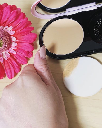 ライトフル C3 ナチュラル シルク パウダーファンデーション/M・A・C/パウダーファンデーションを使ったクチコミ(1枚目)